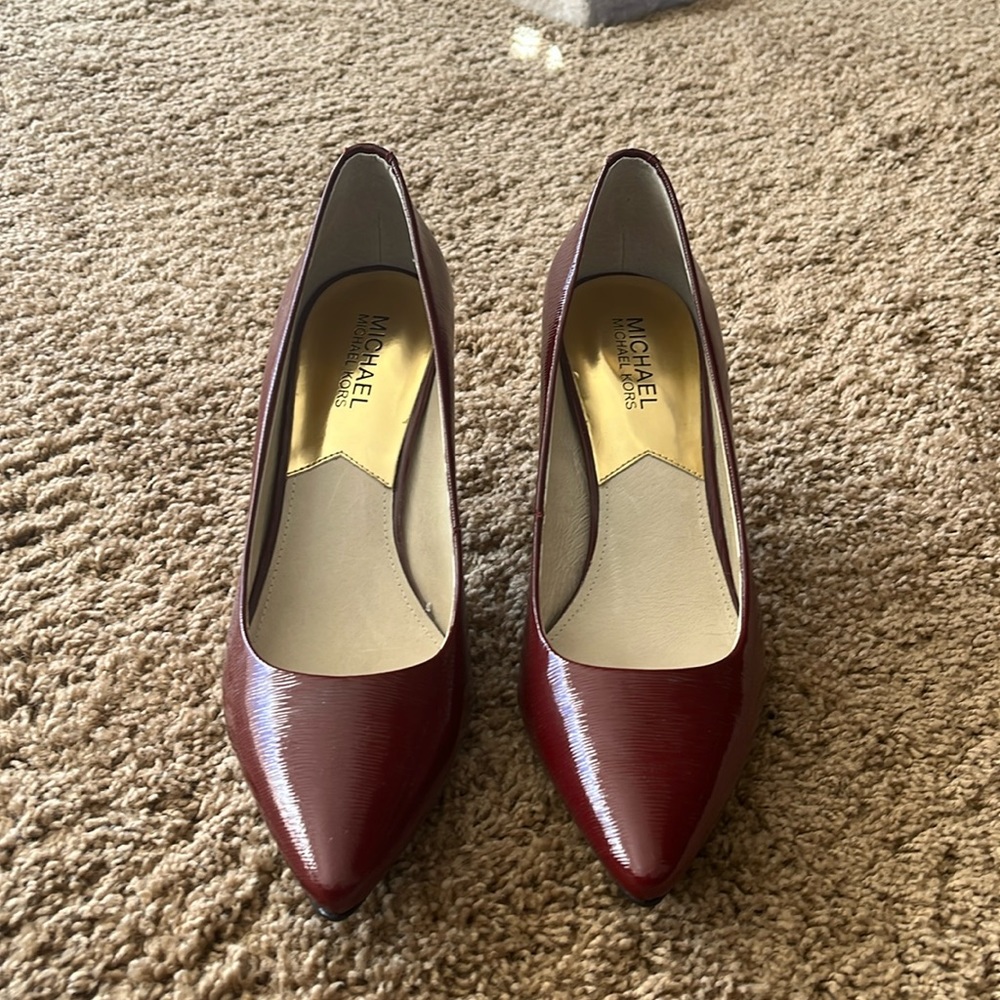 I have too many heels & I need to get ride of some!